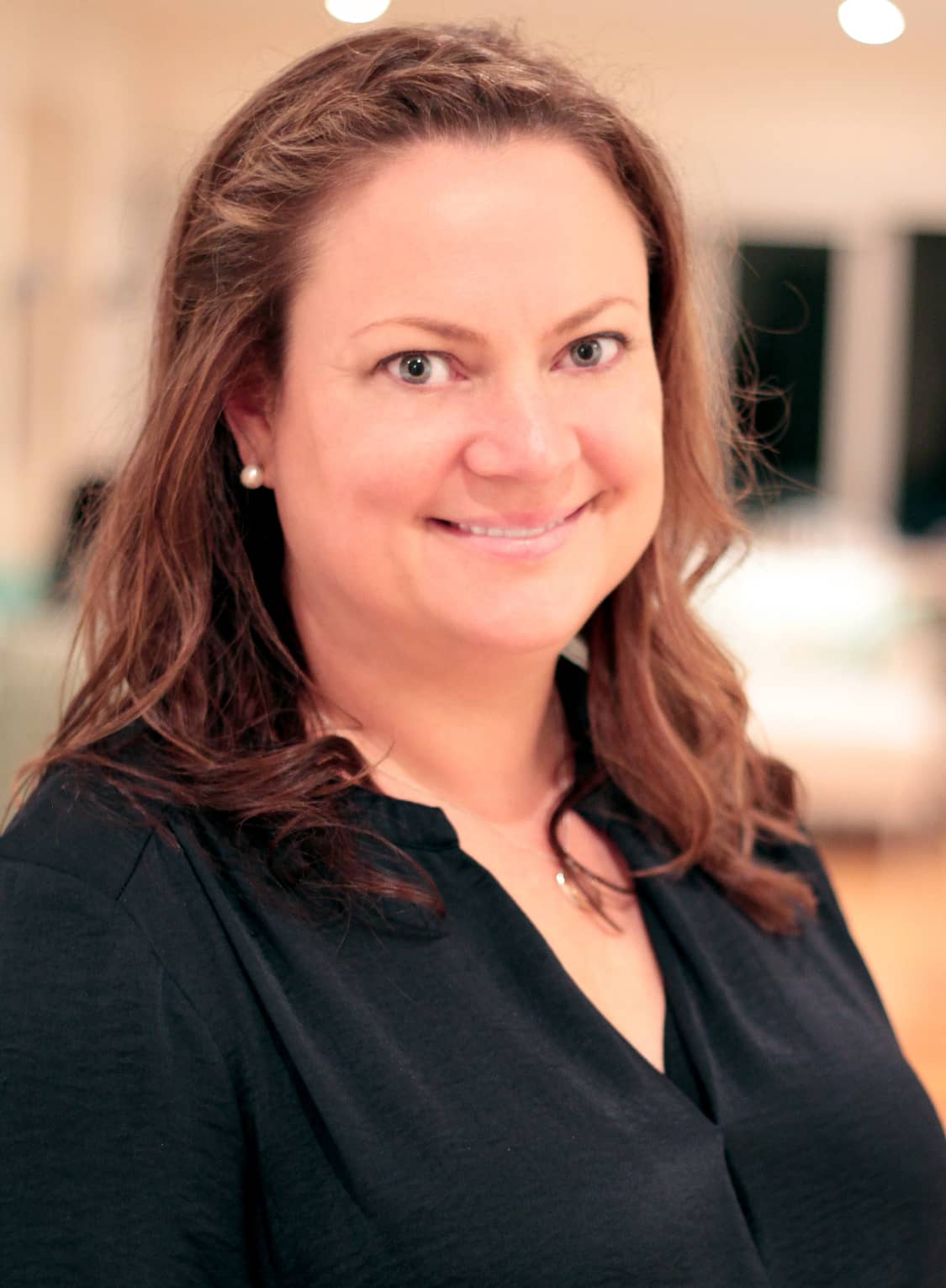 Sarah Beach Headshot